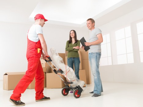 Packing and moving service for homes and offices in Leyton